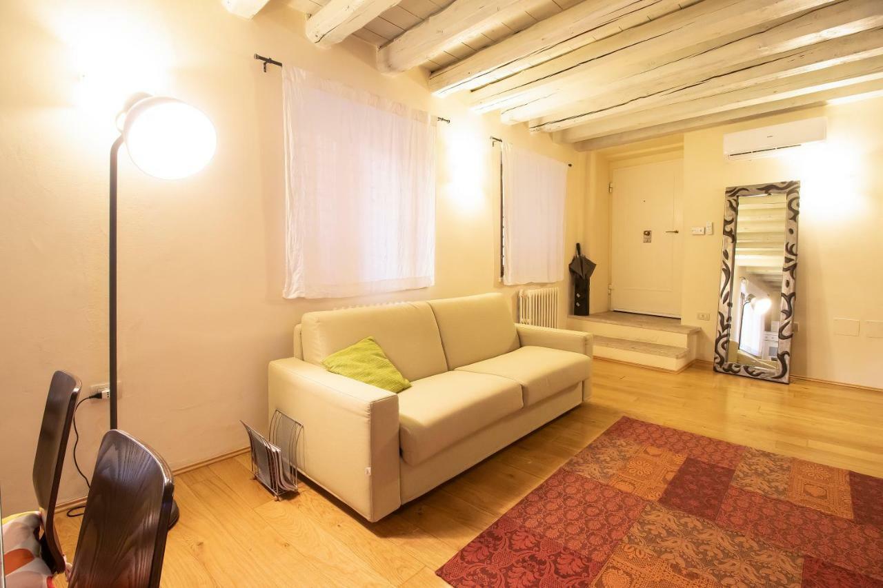 Lovely Apartment Sottoriva Verona Kültér fotó